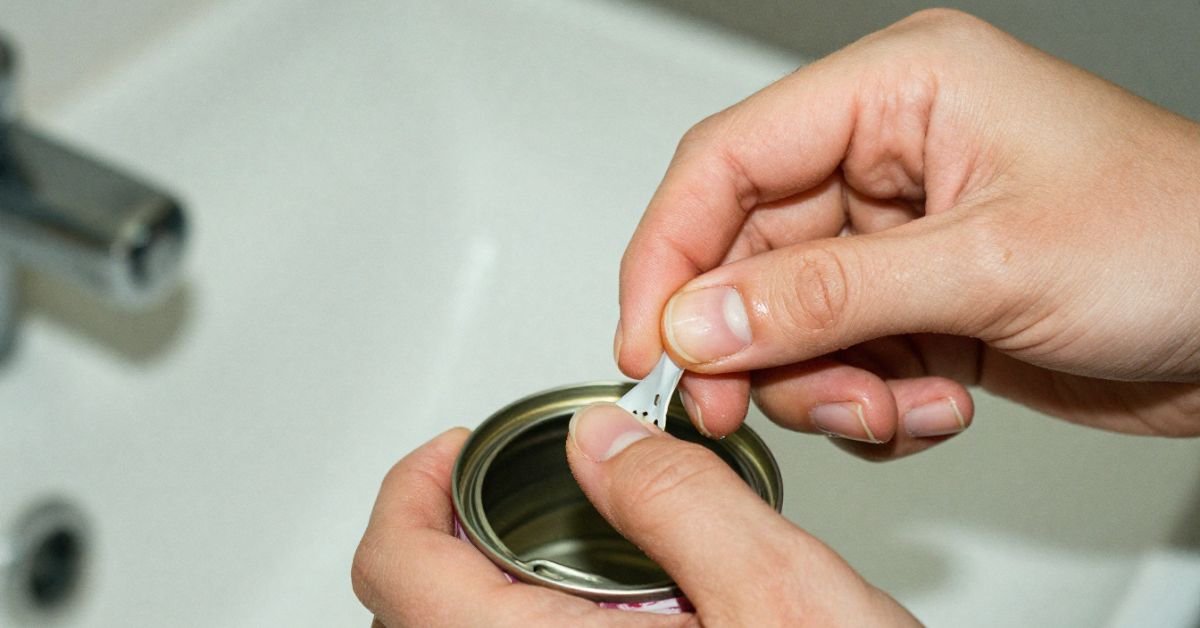 Gingerbread Nails Disease: Causes & Remedies